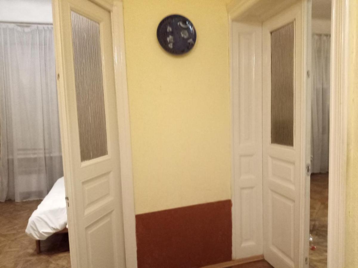 Lviv Of Open Hearts Apartment Luaran gambar